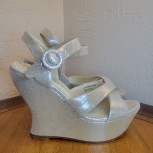 Alice + Olivia by Stacy bendet heels